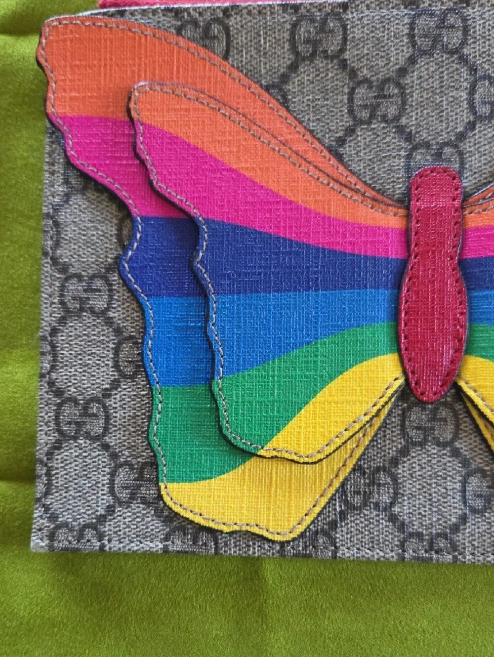 Gucci GG Supreme Butterfly Clutch